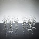 1685 8092 WINE GLASS